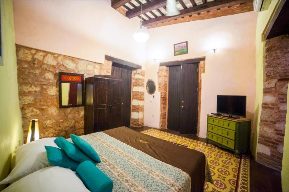 מלון סנטו דומינגו Mansion Colonial Dona Elvina מראה חיצוני תמונה