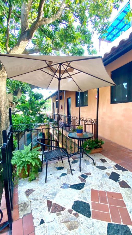 מלון סנטו דומינגו Mansion Colonial Dona Elvina מראה חיצוני תמונה